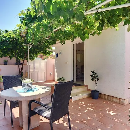 House Michelle Holiday home *