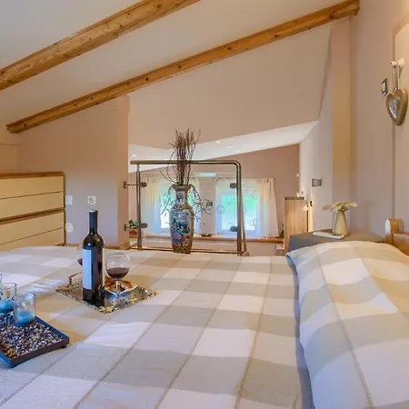 House Michelle Sisan